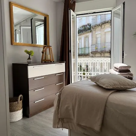 Apartamento Amarelo דירה *